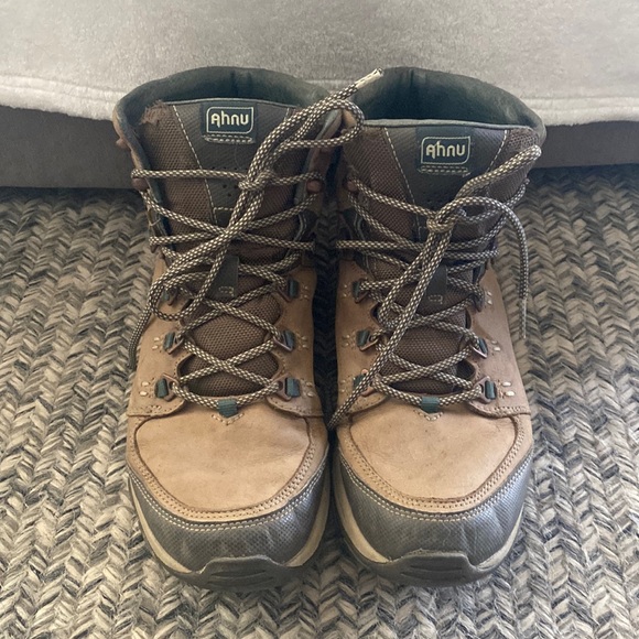 Teva Shoes Womens 85 Teva Ahnu Hiking Boots Poshmark